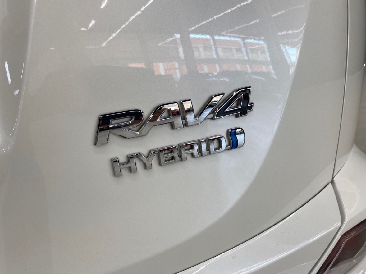 Toyota RAV 4 Hybrid 2WD Feel - 13