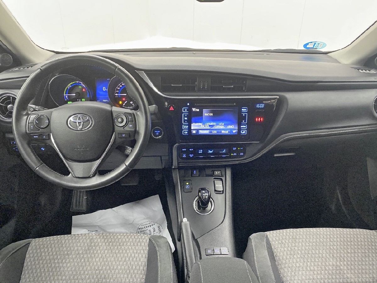 Toyota Auris 1.8 140H Hybrid Feel! Edition - 4