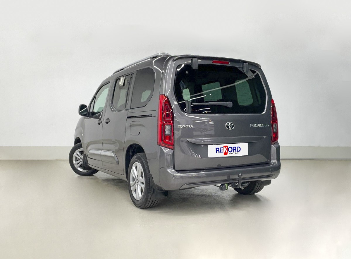 Toyota Proace 1.6 D-4D Compact FAMILY - 2