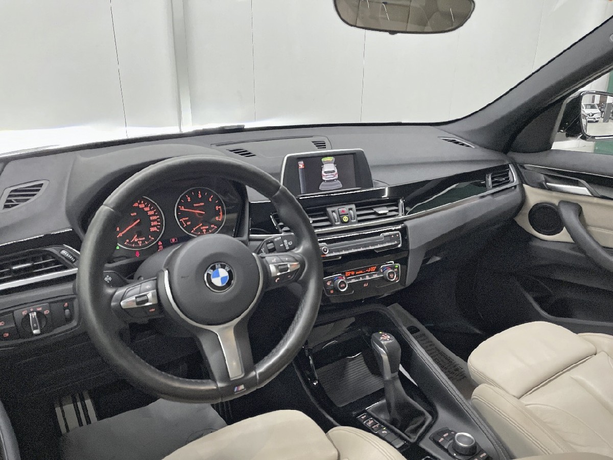 BMW X1 Sdrive 118d M Sport Automático - 17